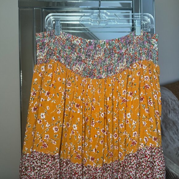 Natural Life Boho Floral Maxi Skirt Size XL Tiered Flowy Elastic Gold Red Beach - Picture 12 of 15